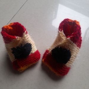 Kids woolen boot